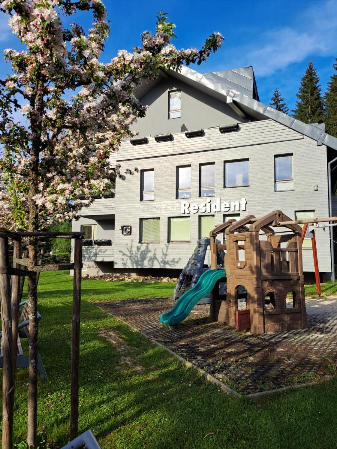 Resident Harrachov Family Apartment Extérieur photo